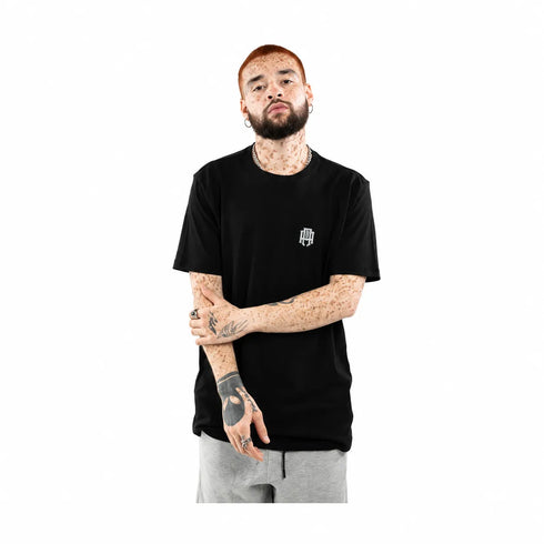 CAMISETA NEGRA DUALITY AP CROWN