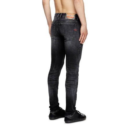 JEAN NEGRO SLEENKER DIESEL