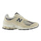TENIS BEIGE M2002RFA NEW BALANCE