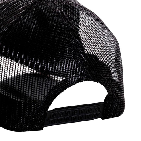 GORRA NEGRA GIRBAUD