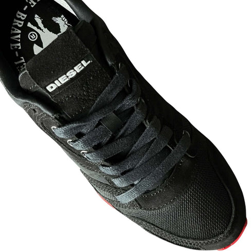 TENIS NEGROS Y00054 PS573 HA245 DIESEL