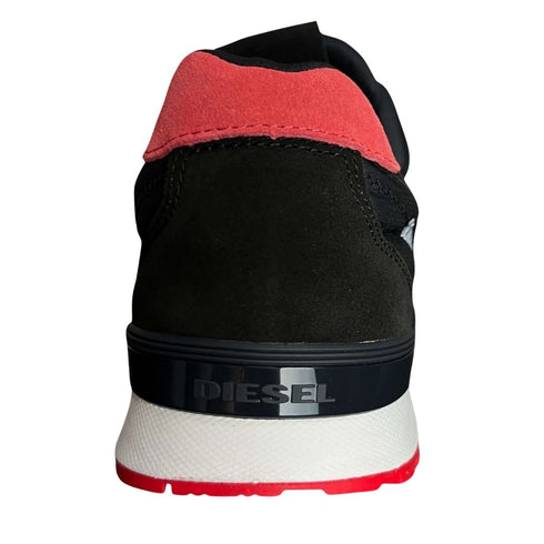 TENIS NEGROS Y00054 PS573 HA245 DIESEL