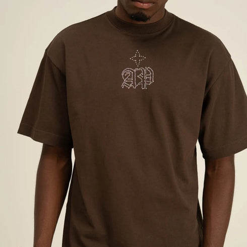 CAMISETA MARRÓN ARCH AP CROWN