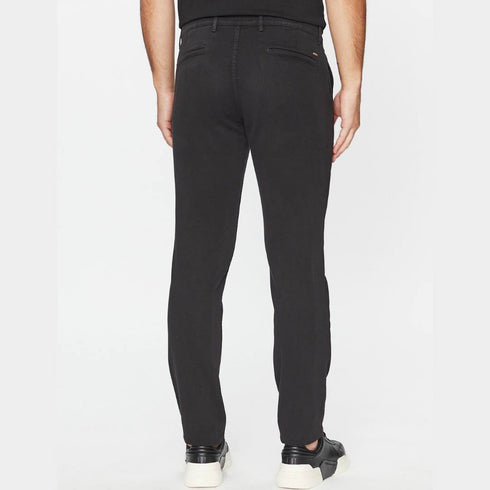 PANTALÓN NEGRO CHINO BOSS